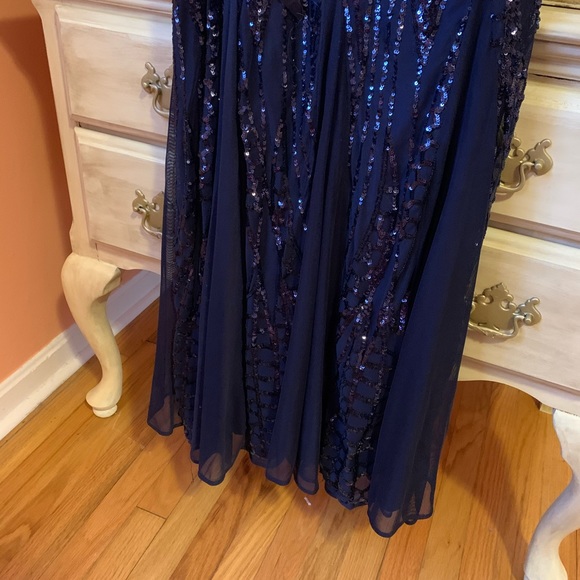 COPY - Floor length mother of the bride dress in navy. - Picture 3 of 3